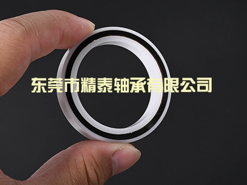 塑料軸承廠家教大家如何選擇適合塑料軸承？